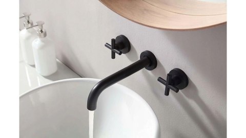 Basin Wall-Mounted Tap Exit Black + BOX