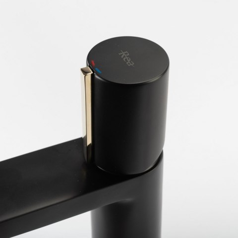 Basin Tap Icon Black/Gold Low