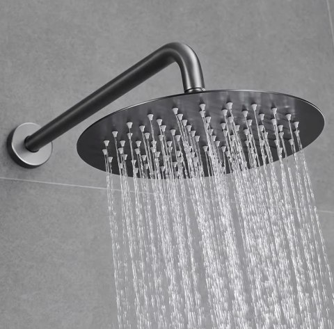 ZESTAW NATRYSKOWO-WANNOWY Z WYLEWKĄ LUNGO TYTAN